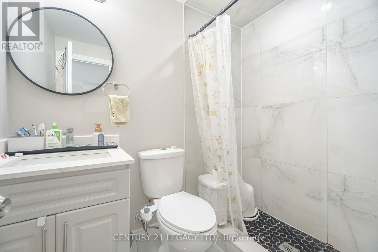 (Basement) - 12 Cobblestone Court, Brampton, Ontario  L6R 2S1 - Photo 10 - W12476392