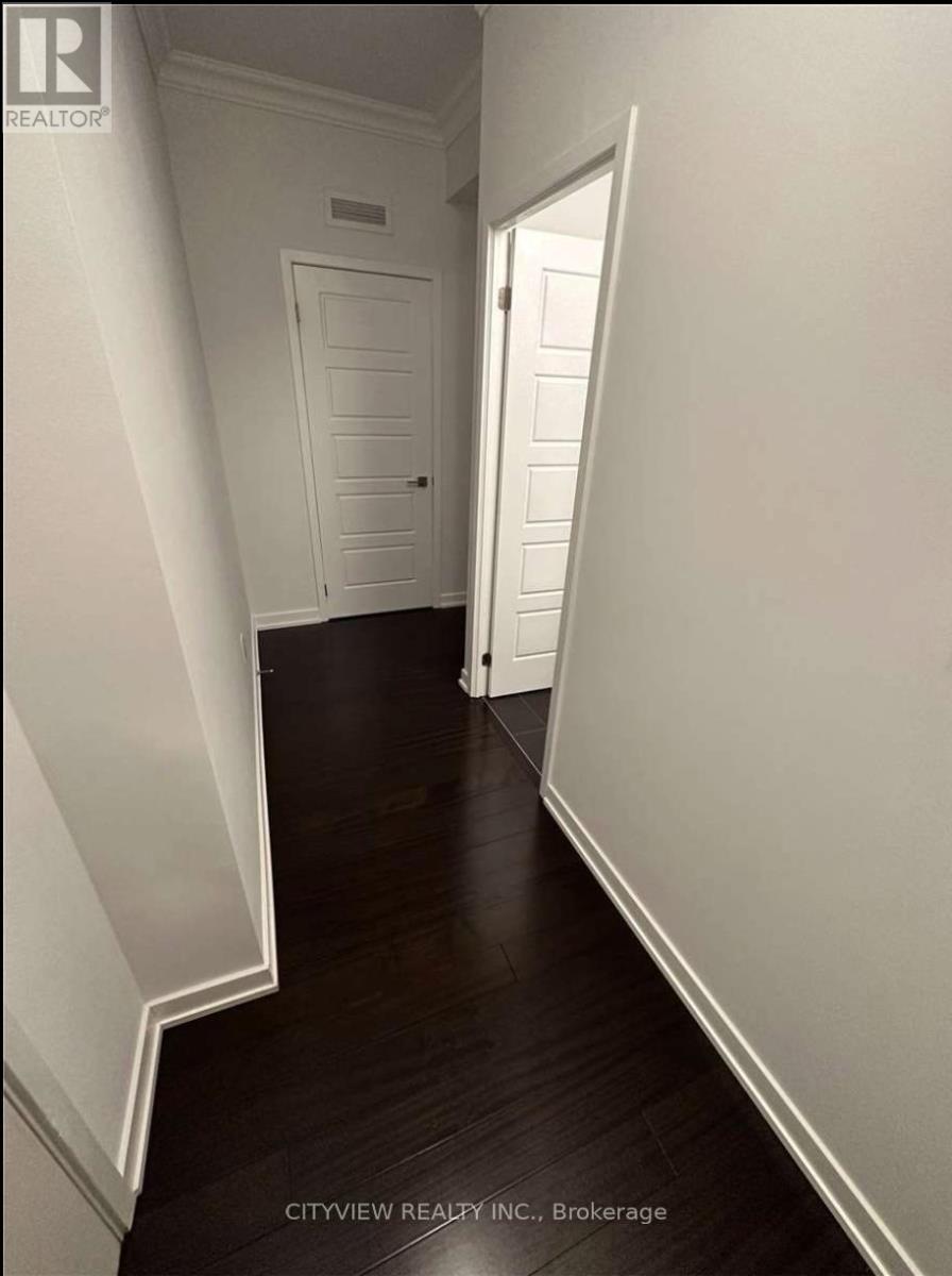807 - 4085 Parkside Village Drive, Mississauga, Ontario  L5B 0K9 - Photo 2 - W12476395