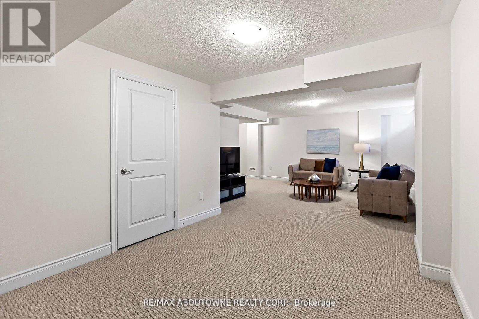 3470 Clayton Trail, Oakville, Ontario  L6H 0Y9 - Photo 36 - W12476396
