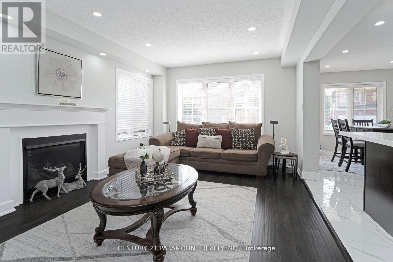 39 Fenchurch Drive, Brampton, Ontario  L7A 4G1 - Photo 18 - W12476405