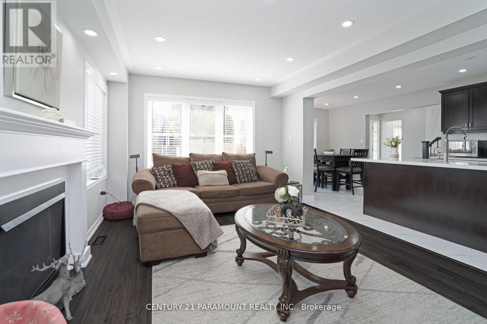 39 Fenchurch Drive, Brampton, Ontario  L7A 4G1 - Photo 20 - W12476405