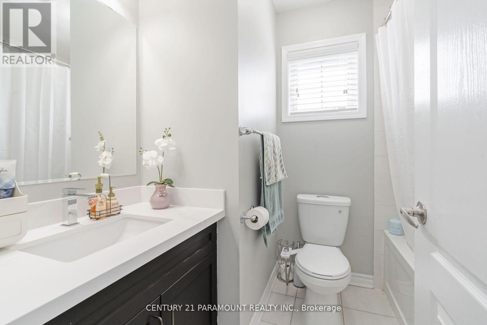 39 Fenchurch Drive, Brampton, Ontario  L7A 4G1 - Photo 33 - W12476405
