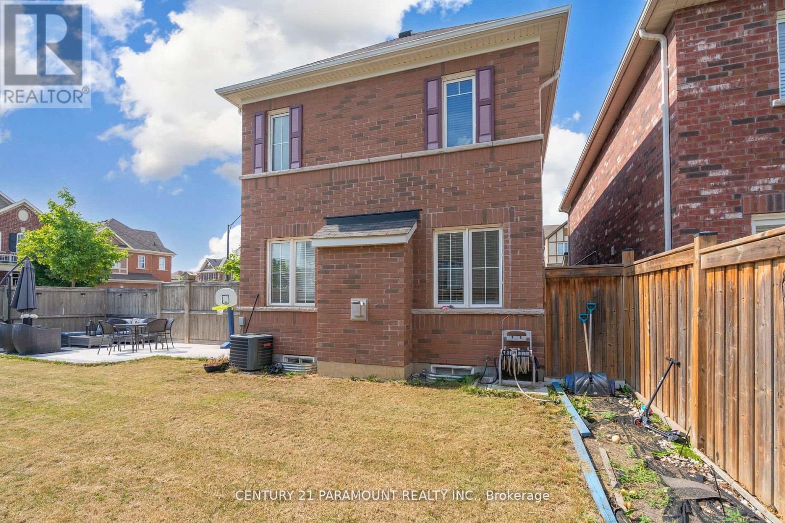 39 Fenchurch Drive, Brampton, Ontario  L7A 4G1 - Photo 47 - W12476405