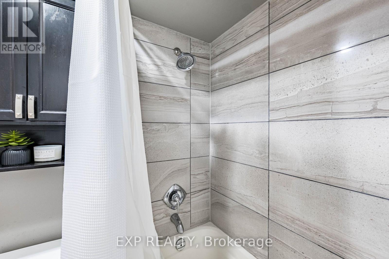 83 Wildercroft Avenue, Brampton, Ontario  L6V 4G6 - Photo 27 - W12476419