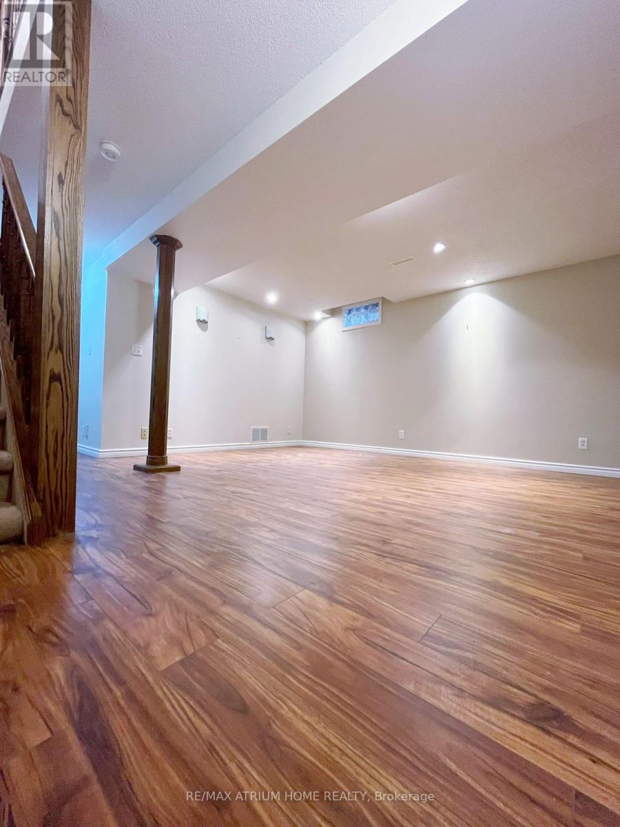 1554 Parish Lane, Oakville, Ontario  L6M 2Z6 - Photo 17 - W12476421