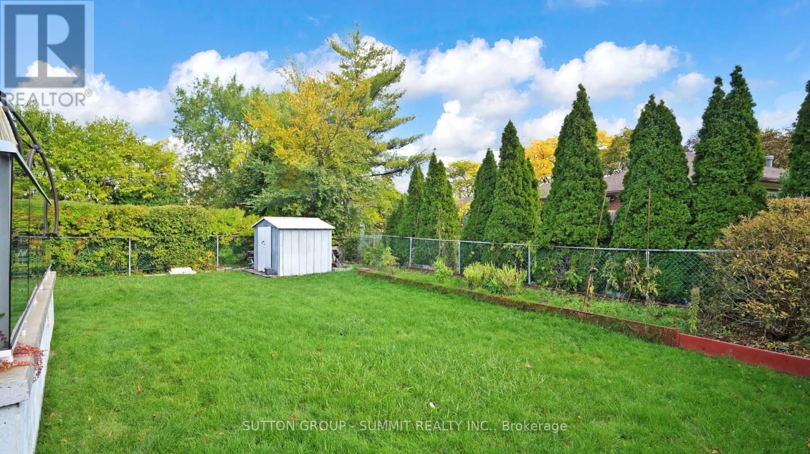 29 Fallowfield Road, Toronto, Ontario  M9W 2W3 - Photo 28 - W12476442