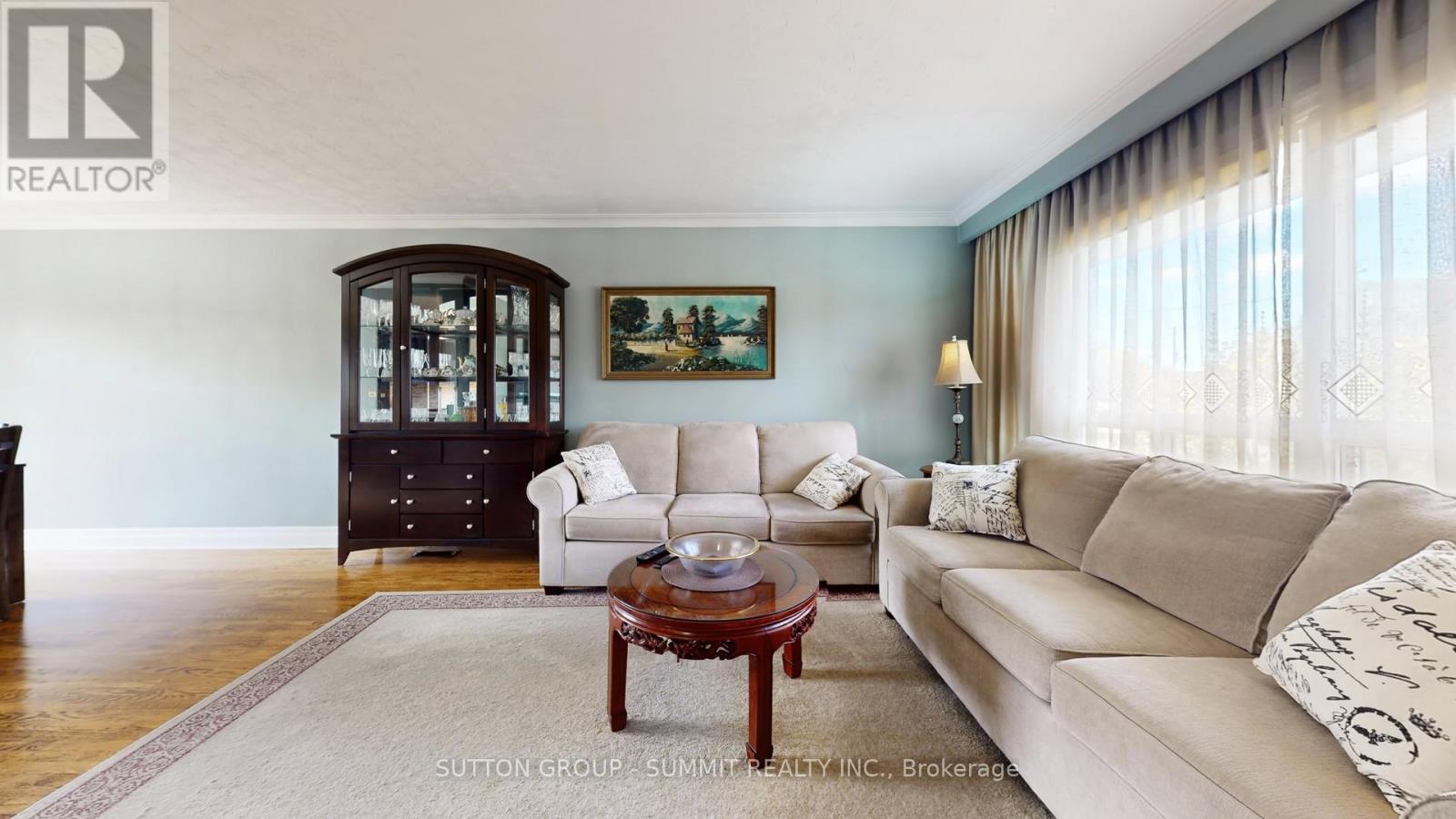 29 Fallowfield Road, Toronto, Ontario  M9W 2W3 - Photo 4 - W12476442