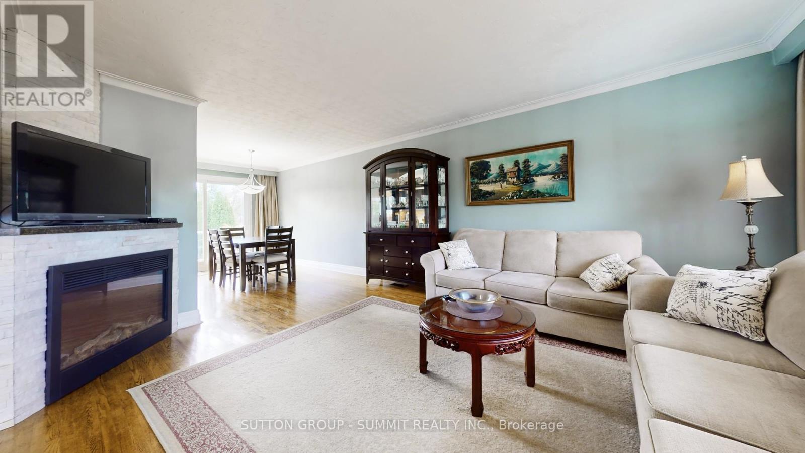 29 Fallowfield Road, Toronto, Ontario  M9W 2W3 - Photo 5 - W12476442