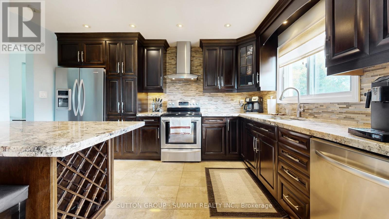 29 Fallowfield Road, Toronto, Ontario  M9W 2W3 - Photo 8 - W12476442