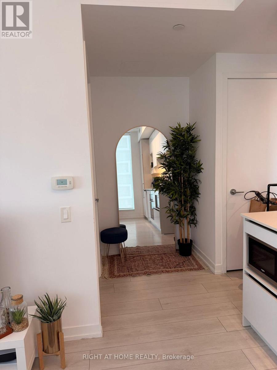 3903 - 898 Portage Parkway, Vaughan, Ontario  L4K 0J6 - Photo 7 - N12471711