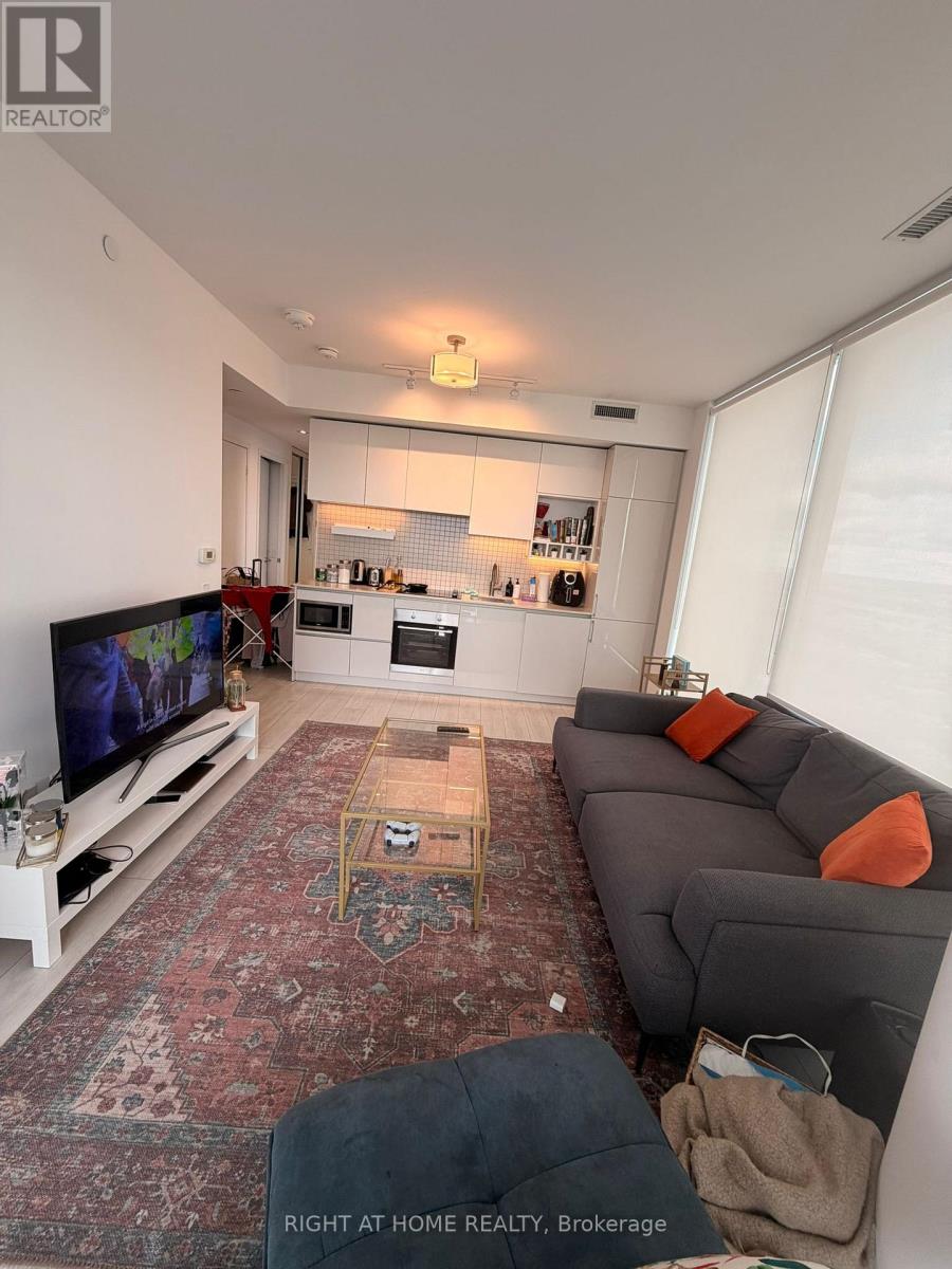 3903 - 898 Portage Parkway, Vaughan, Ontario  L4K 0J6 - Photo 5 - N12471711