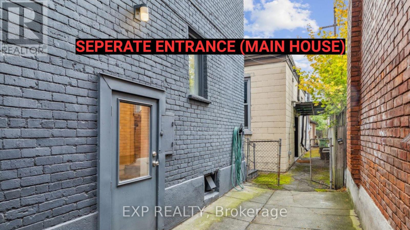 29 Case Street, Hamilton (Stripley), Ontario  L8L 3G6 - Photo 3 - X12472672