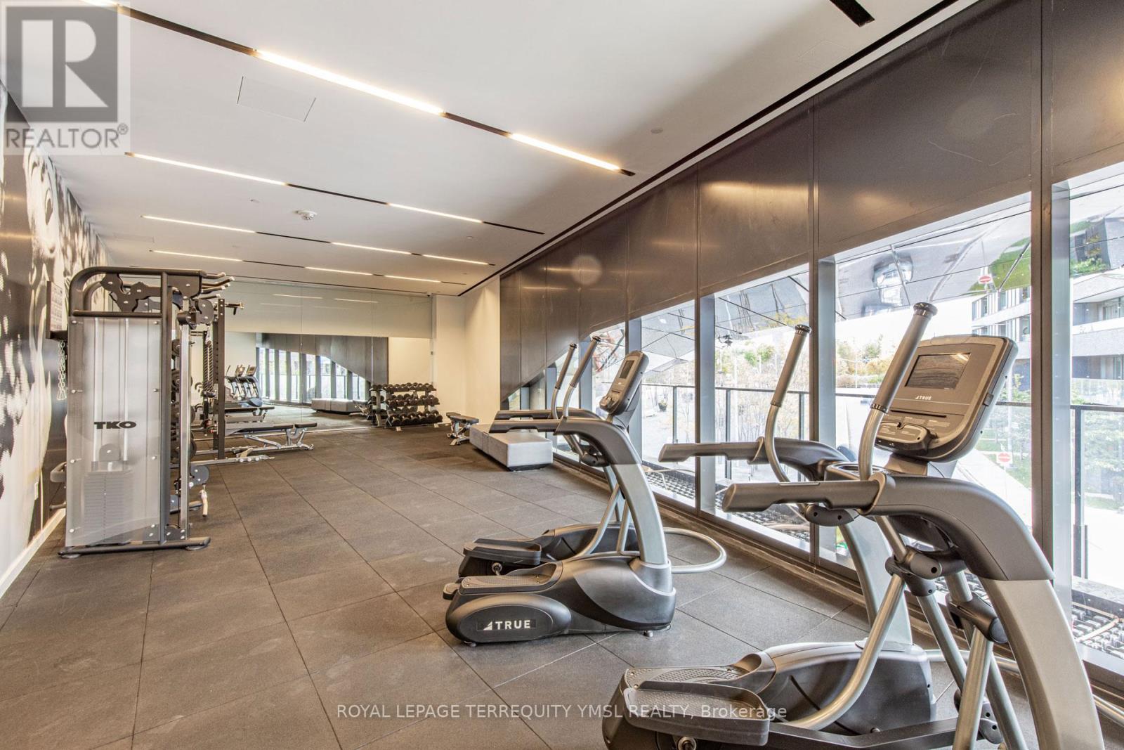 612 - 21 Lawren Harris Square, Toronto, Ontario  M5A 0T4 - Photo 4 - C12475042
