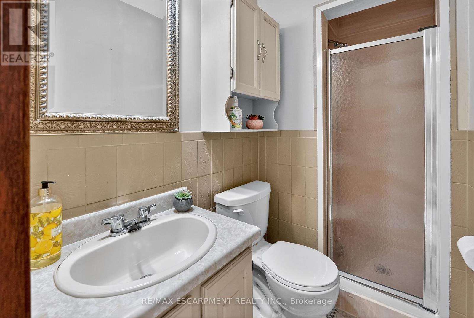 57 Neil Avenue, Hamilton, Ontario  L8G 2N1 - Photo 15 - X12476381