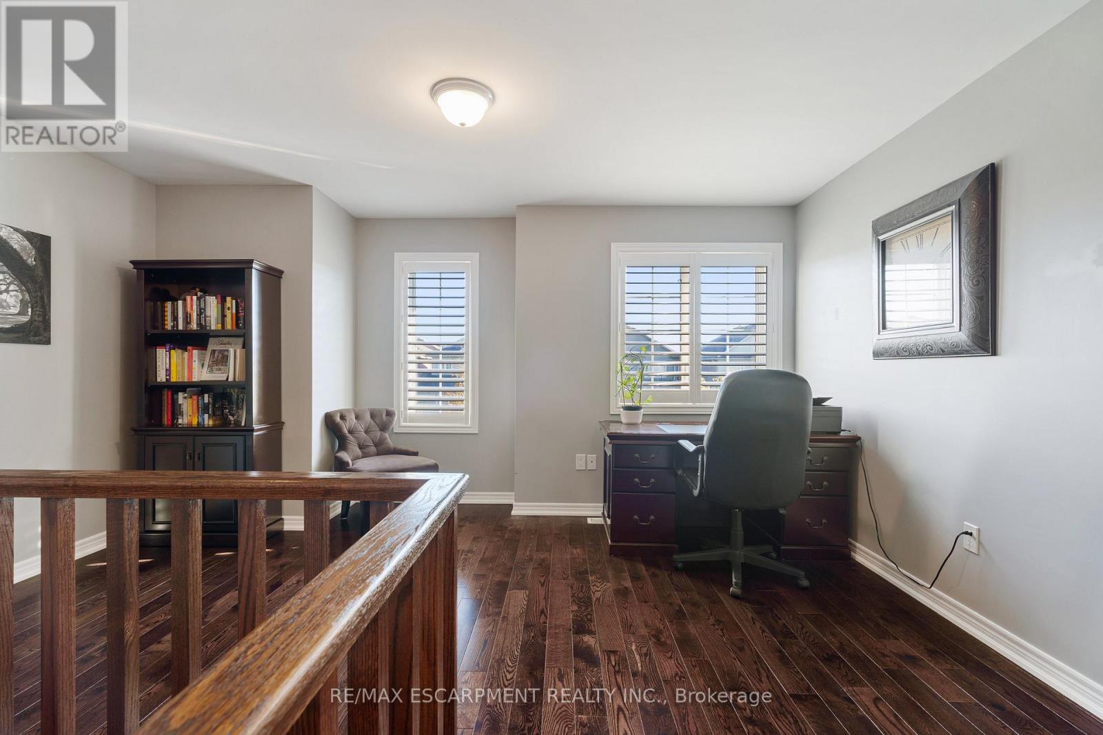 333 Valridge Drive, Hamilton, Ontario  L9G 0B1 - Photo 18 - X12476391