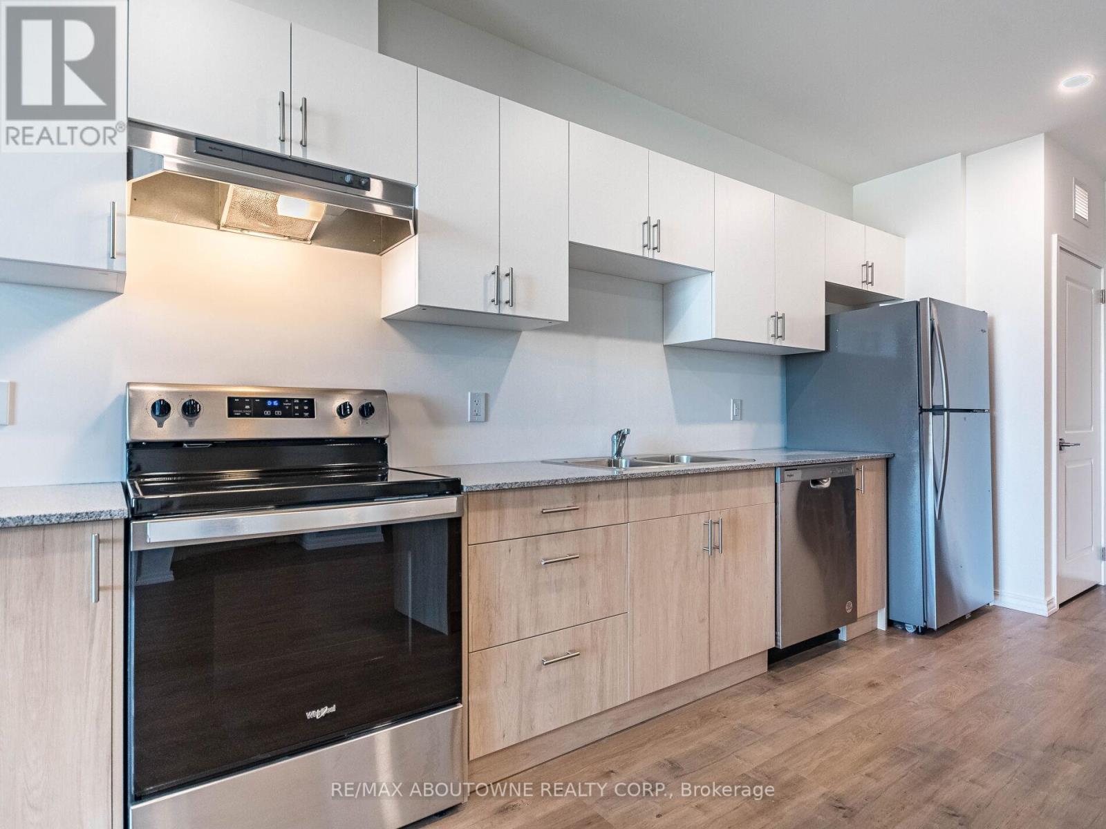 401 - 1098 Paisley Road, Guelph, Ontario  N1K 0E3 - Photo 15 - X12476393