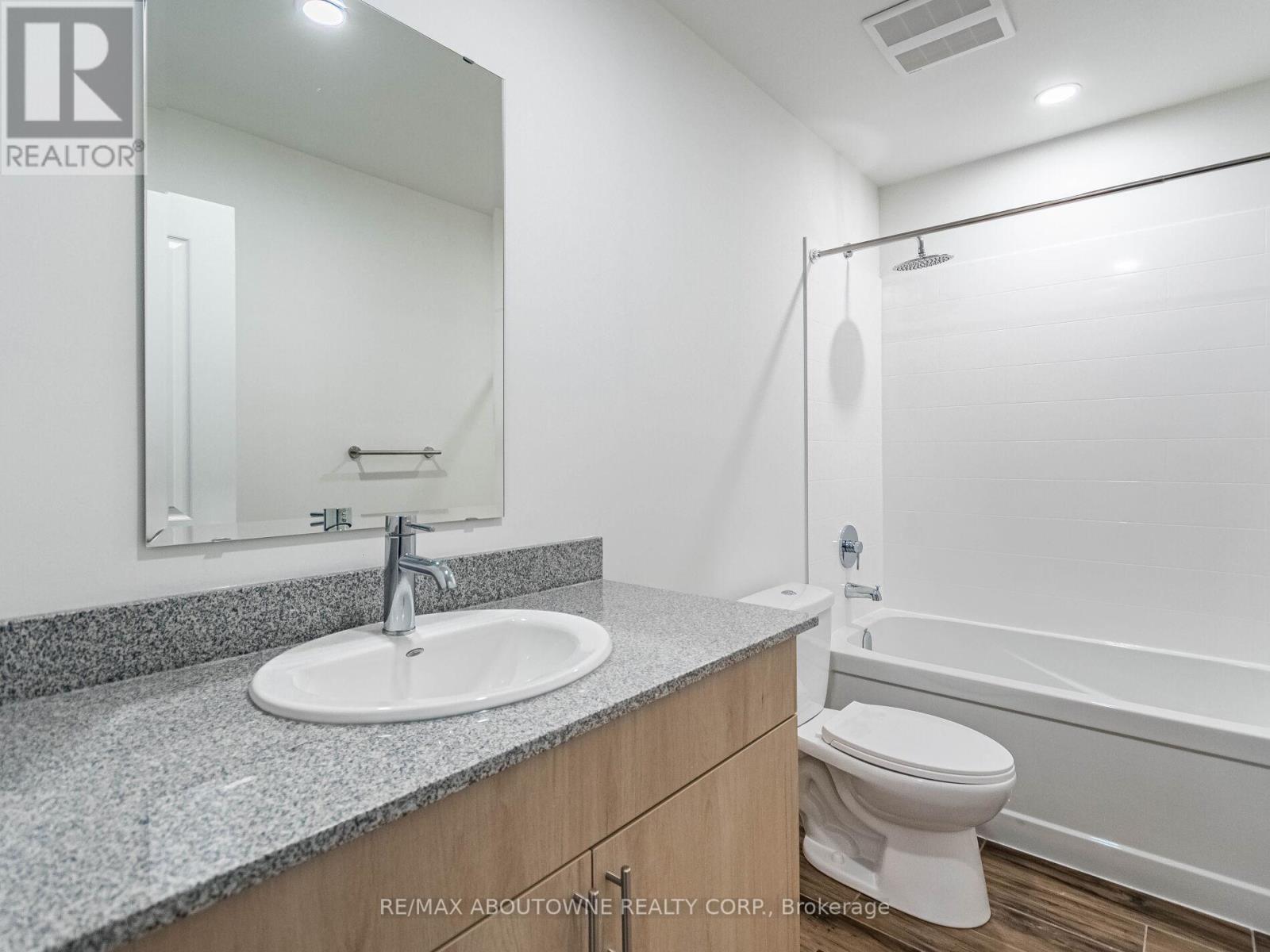 401 - 1098 Paisley Road, Guelph, Ontario  N1K 0E3 - Photo 27 - X12476393