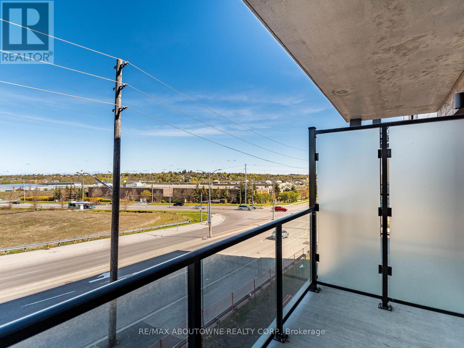 401 - 1098 Paisley Road, Guelph, Ontario  N1K 0E3 - Photo 31 - X12476393