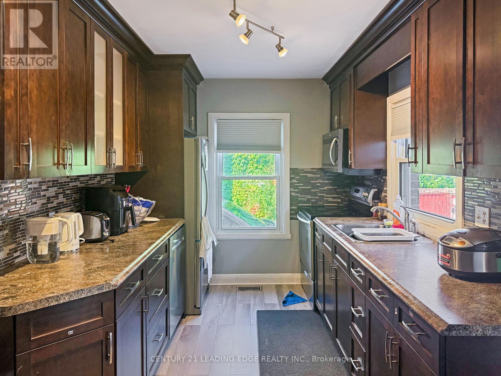 1891 Parkhurst Avenue, London East, Ontario  N5V 2C4 - Photo 6 - X12476397