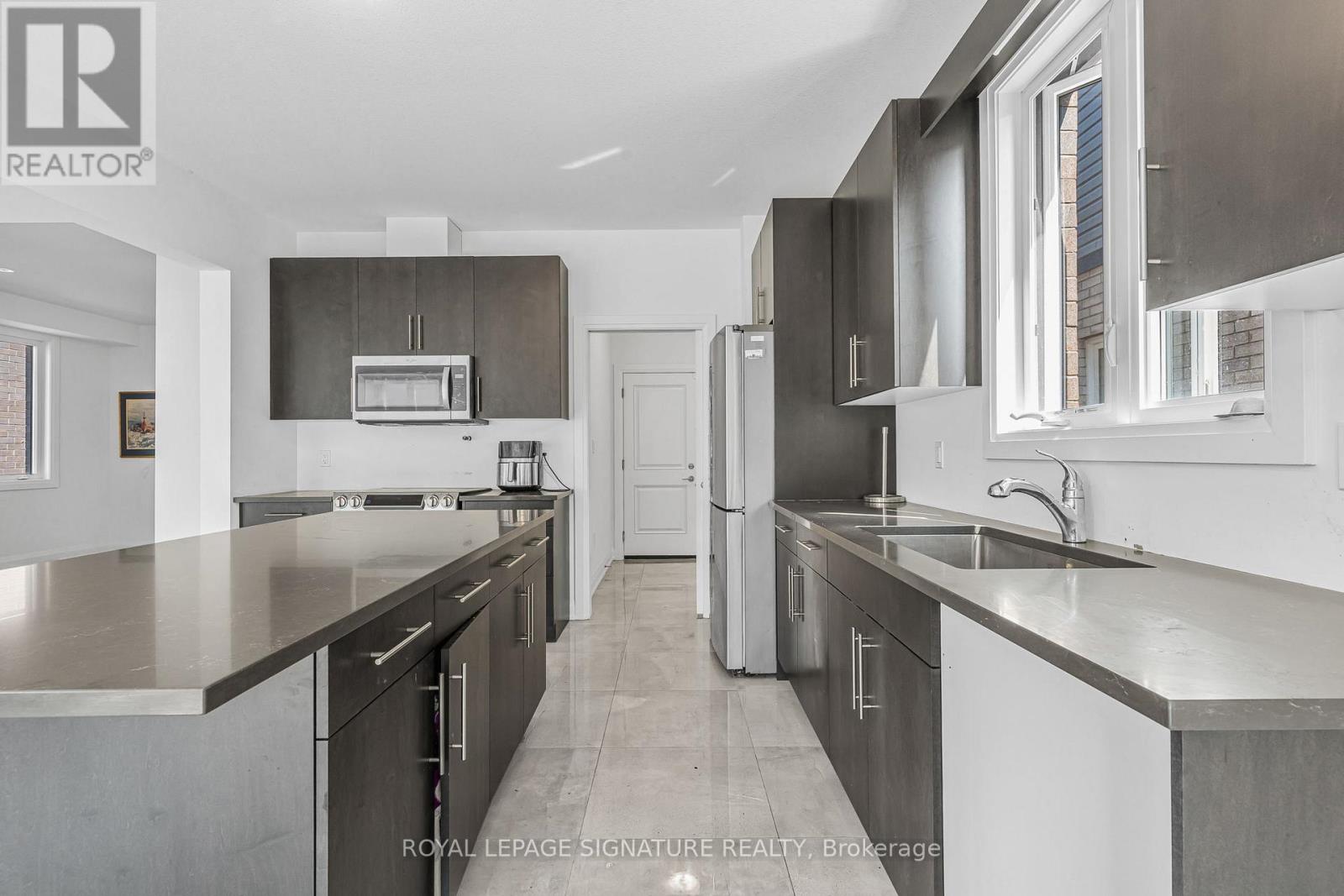 7249 Parkside Road, Niagara Falls, Ontario  L2H 3V4 - Photo 16 - X12476417