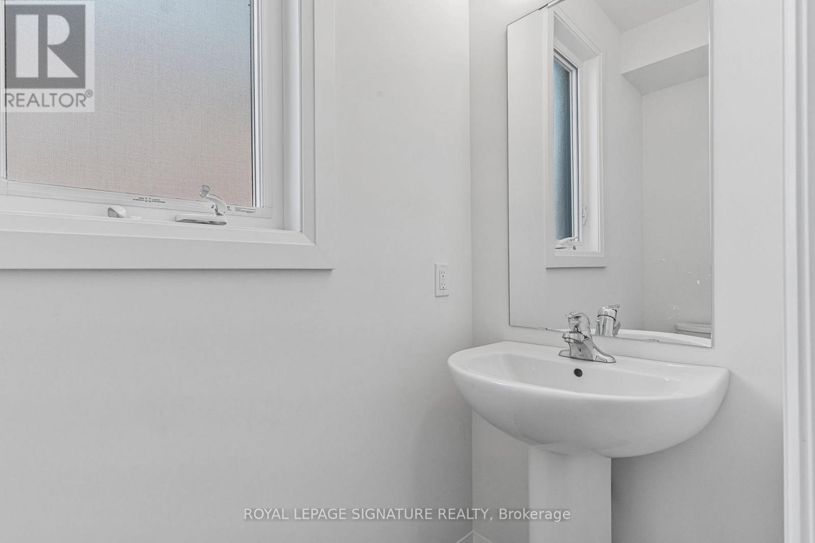 7249 Parkside Road, Niagara Falls, Ontario  L2H 3V4 - Photo 6 - X12476417
