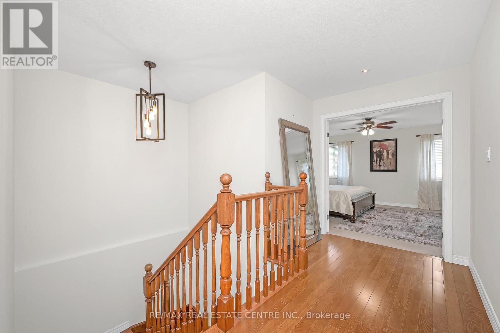 733 Stone Church Road E, Hamilton, Ontario  L8W 1A9 - Photo 19 - X12476426