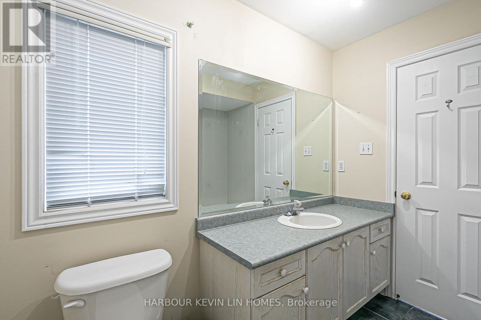 46 Country Glen Road, Markham, Ontario  L6B 1B5 - Photo 29 - N12427502