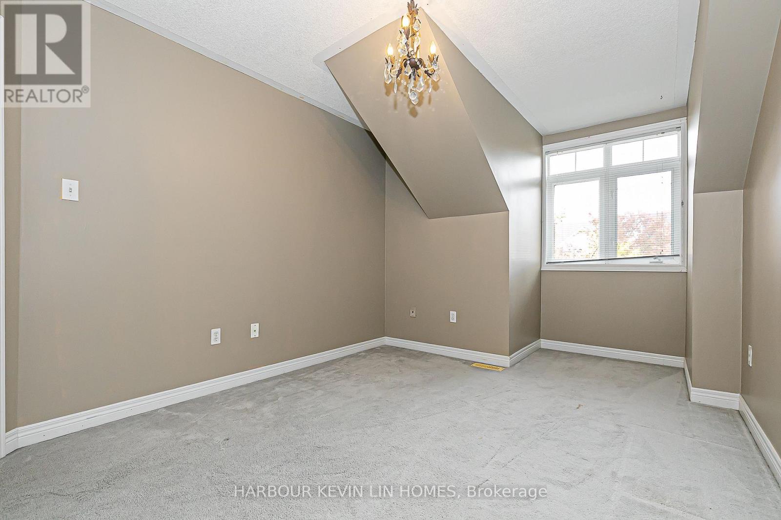 46 Country Glen Road, Markham, Ontario  L6B 1B5 - Photo 31 - N12427502