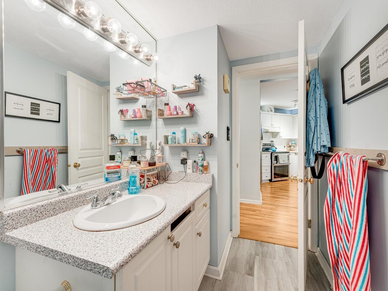 311 8139 121a Street, Surrey, British Columbia V3W 0Z2 - Photo 17 - R3061028