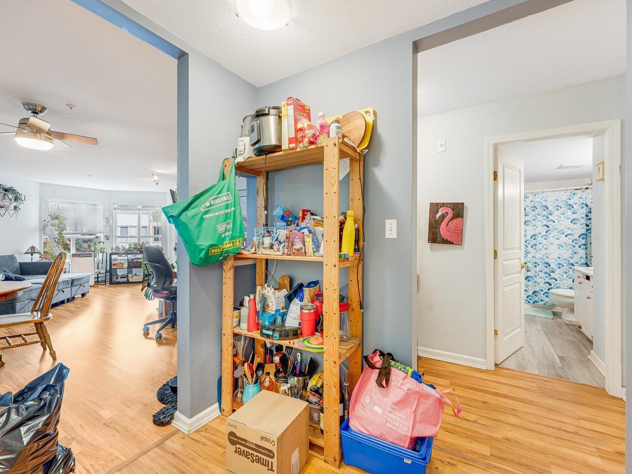 311 8139 121a Street, Surrey, British Columbia V3W 0Z2 - Photo 10 - R3061028