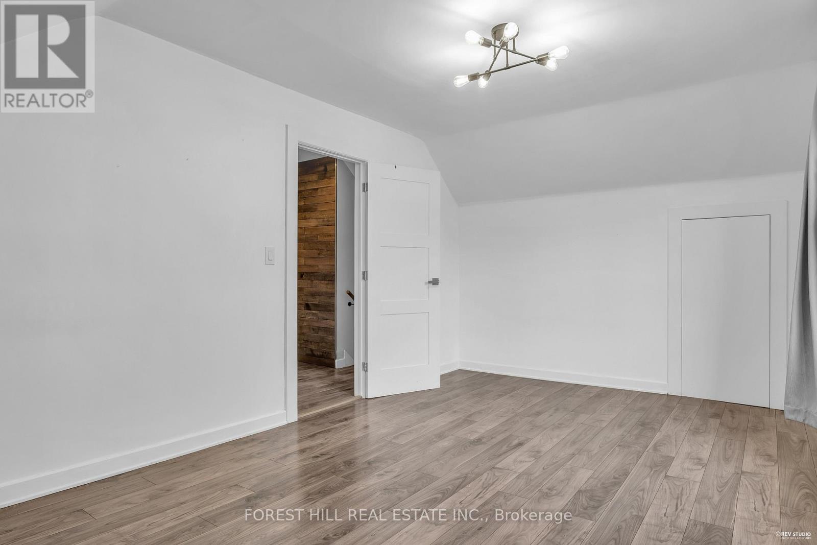 22 Harvey Street, Hamilton (Gibson), Ontario  L8L 2L8 - Photo 30 - X12446478