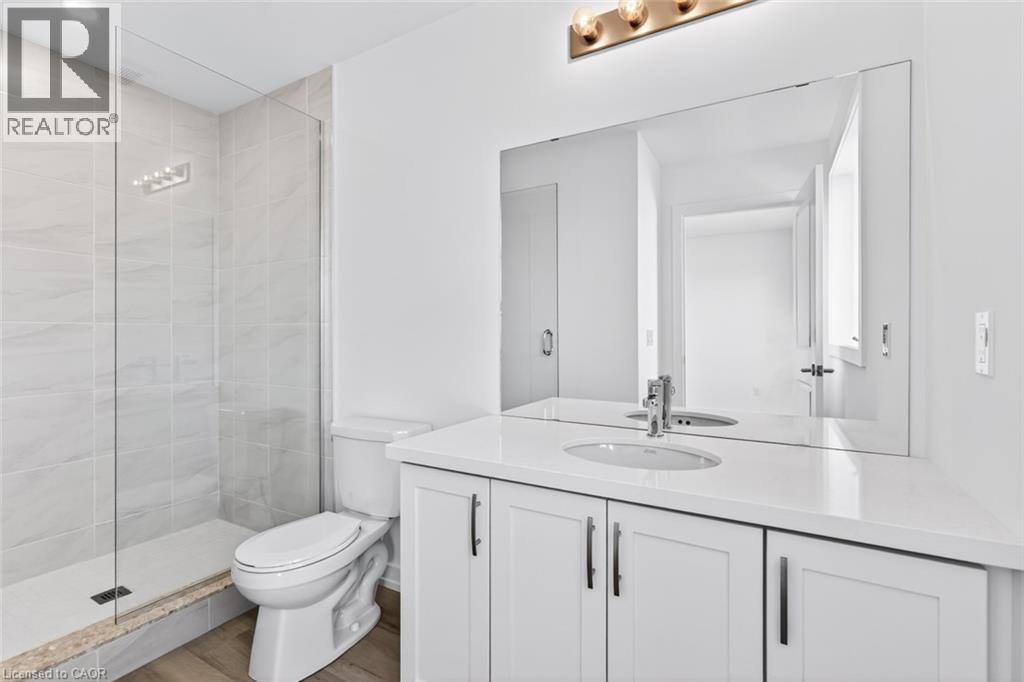 70 Kenesky Drive Unit# 36, Waterdown, Ontario  L0R 2H7 - Photo 32 - 40781370