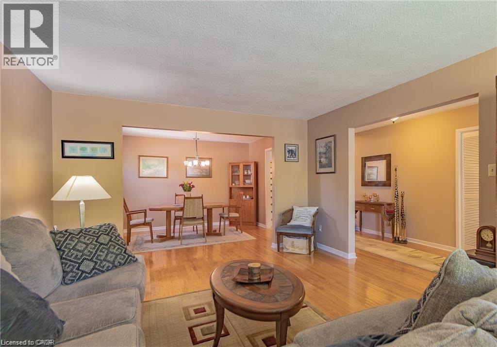 20 Manorcrest Street, Brampton, Ontario  L6S 2X1 - Photo 9 - 40781221