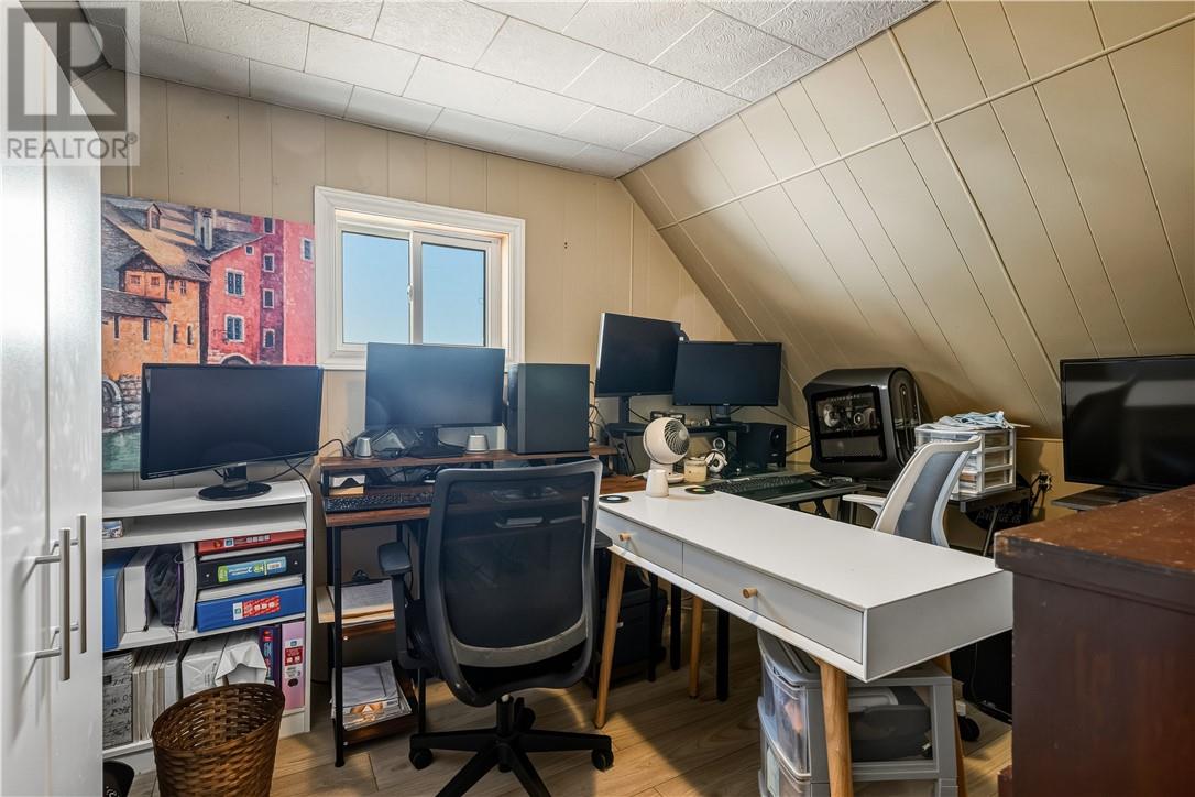 5 Rutland, Warren, Ontario  P0H 2N0 - Photo 12 - 2125341