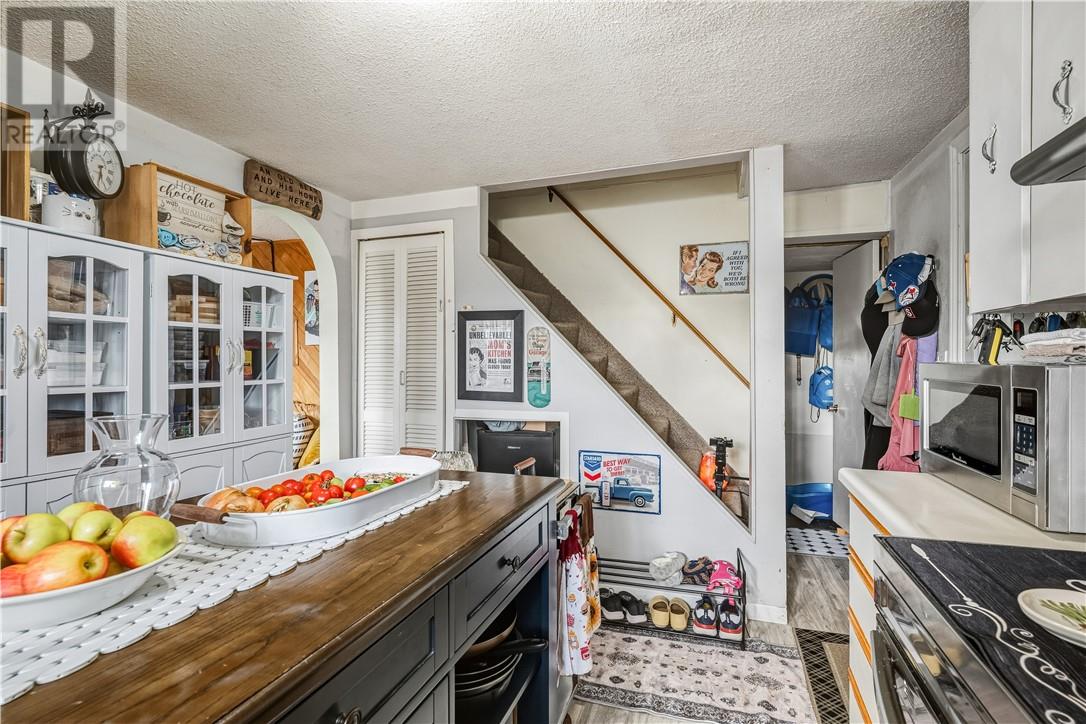 5 Rutland, Warren, Ontario  P0H 2N0 - Photo 7 - 2125341