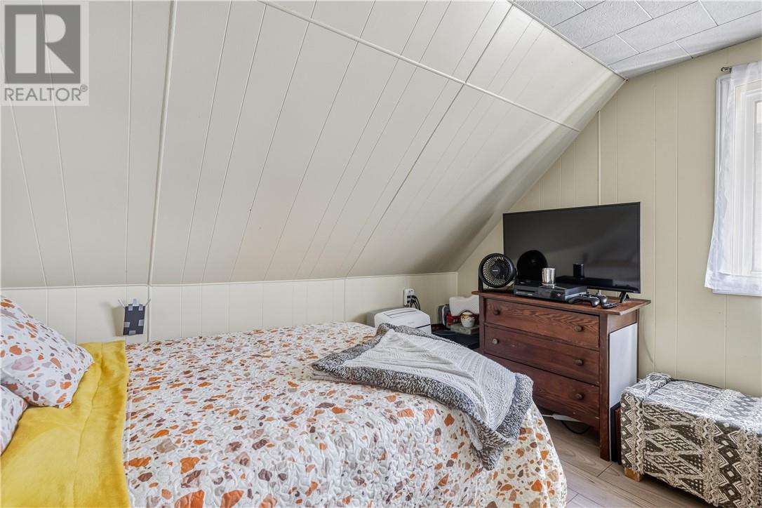 5 Rutland, Warren, Ontario  P0H 2N0 - Photo 9 - 2125341