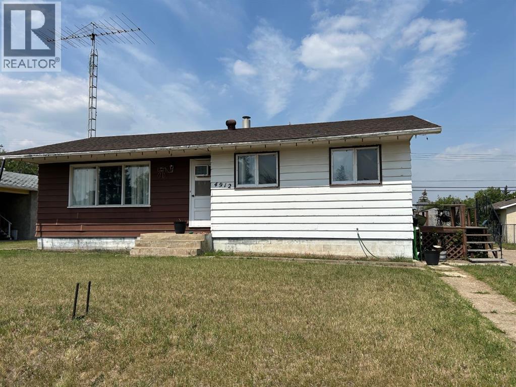 4912 49 Street, Hardisty, Alberta  T0B 1V0 - Photo 1 - A2240602