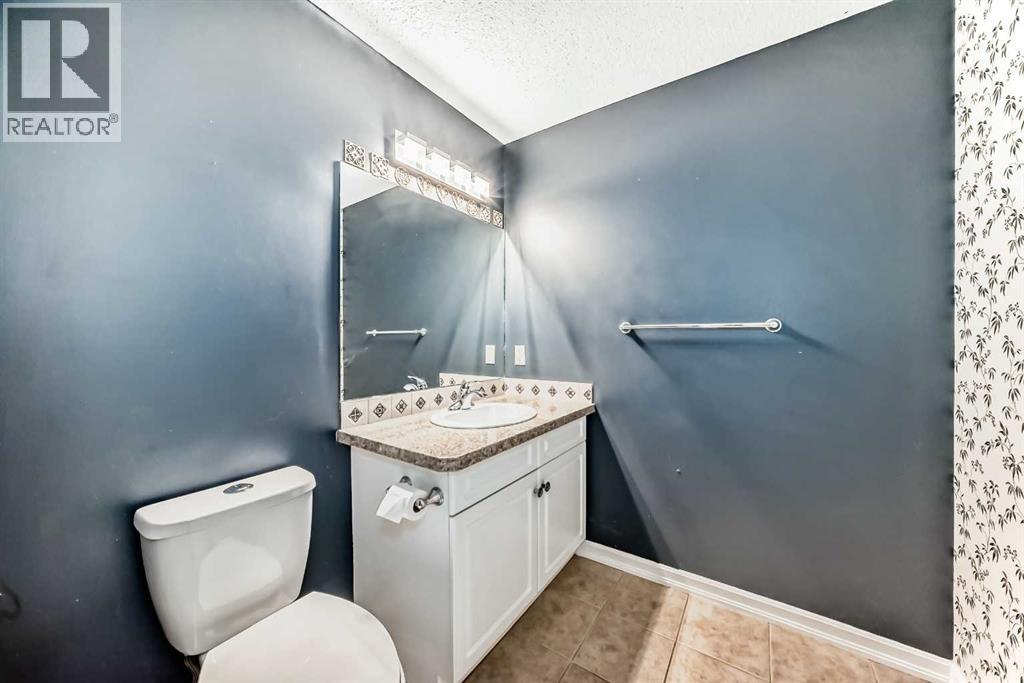 155 Crawford Drive, Cochrane, Alberta  T4C 2G7 - Photo 9 - A2262858