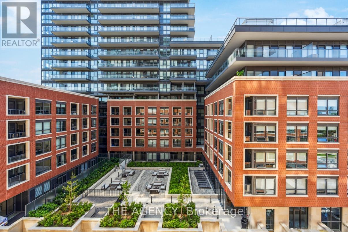 Th05 - 33 Frederick Todd Way, Toronto, Ontario  M4G 0C9 - Photo 22 - C12472632