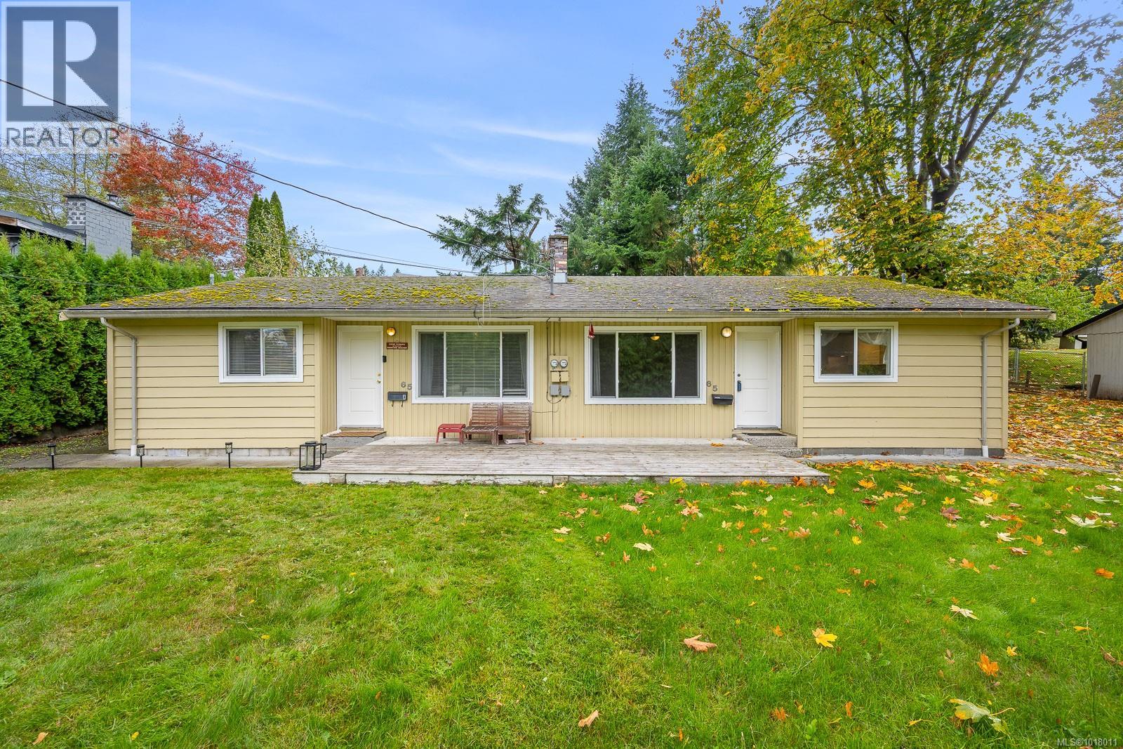 65 Taylor Way, Campbell River, British Columbia  V9W 3A7 - Photo 2 - 1018011