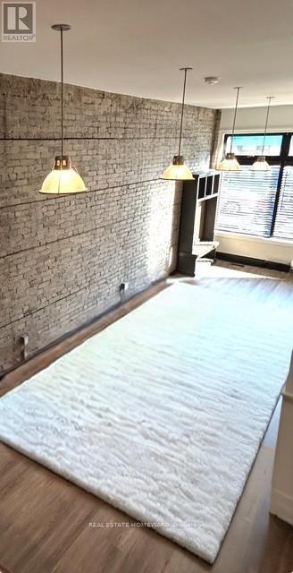 Main - 726 Gerrard Street, Toronto, Ontario  M4M 1Y3 - Photo 6 - E12447970