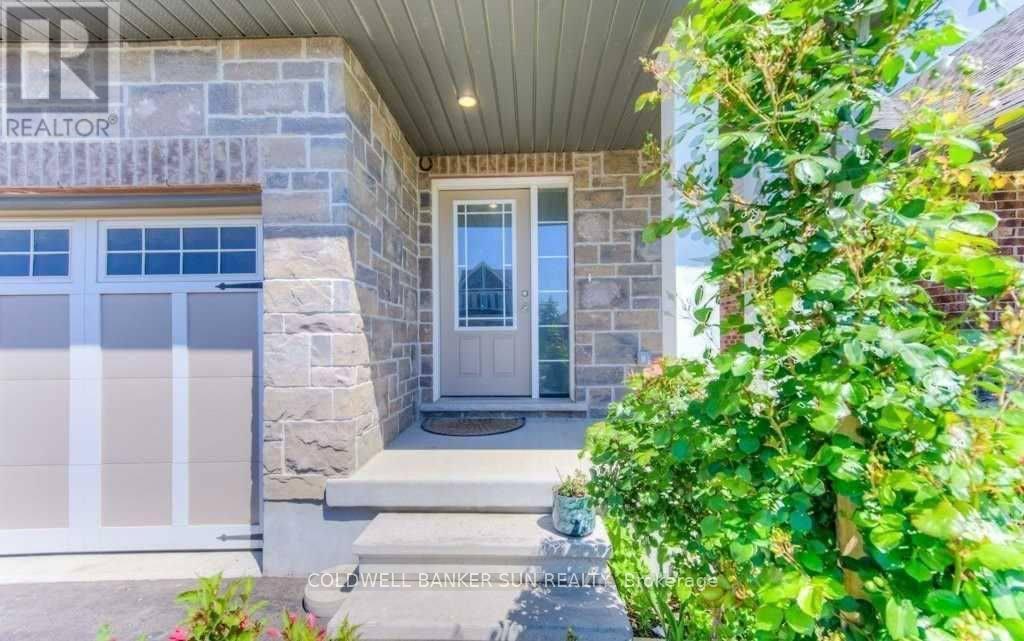 1365 Caen Avenue, Woodstock, Ontario  N4T 0J3 - Photo 2 - X12303577
