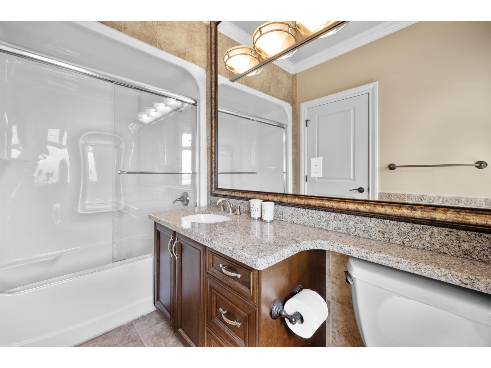 16418 36a Avenue, Surrey, British Columbia  V3Z 0M1 - Photo 17 - R3060927