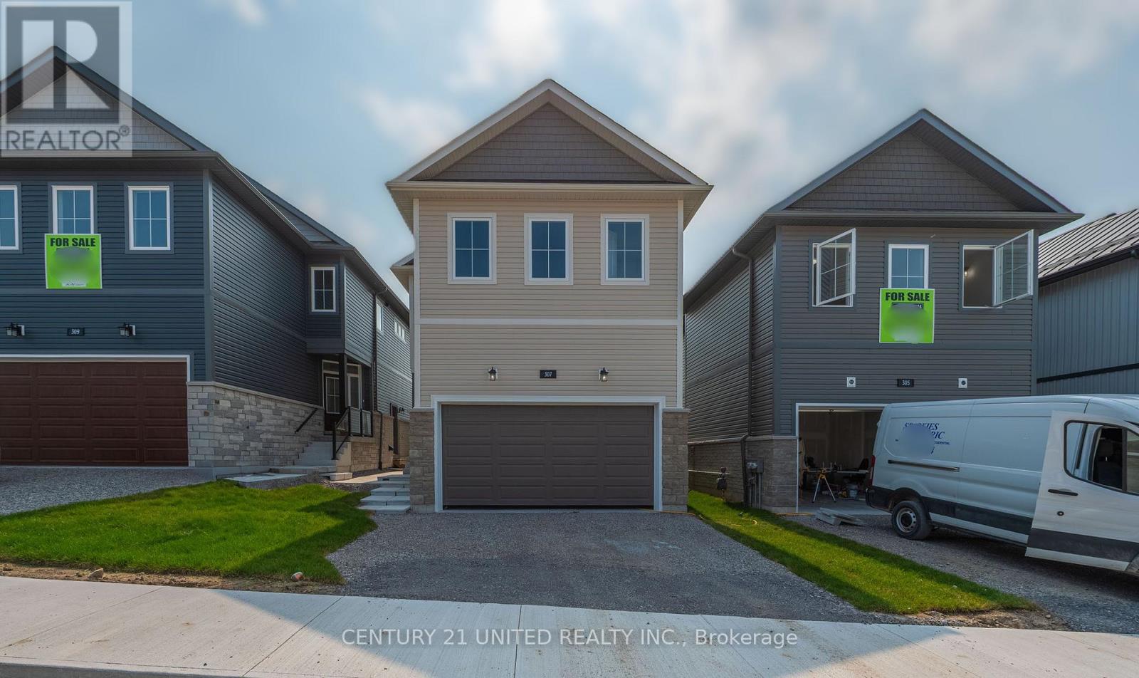 307 Mullighan Gardens, Peterborough, Ontario  K9K 0H2 - Photo 1 - X12476581