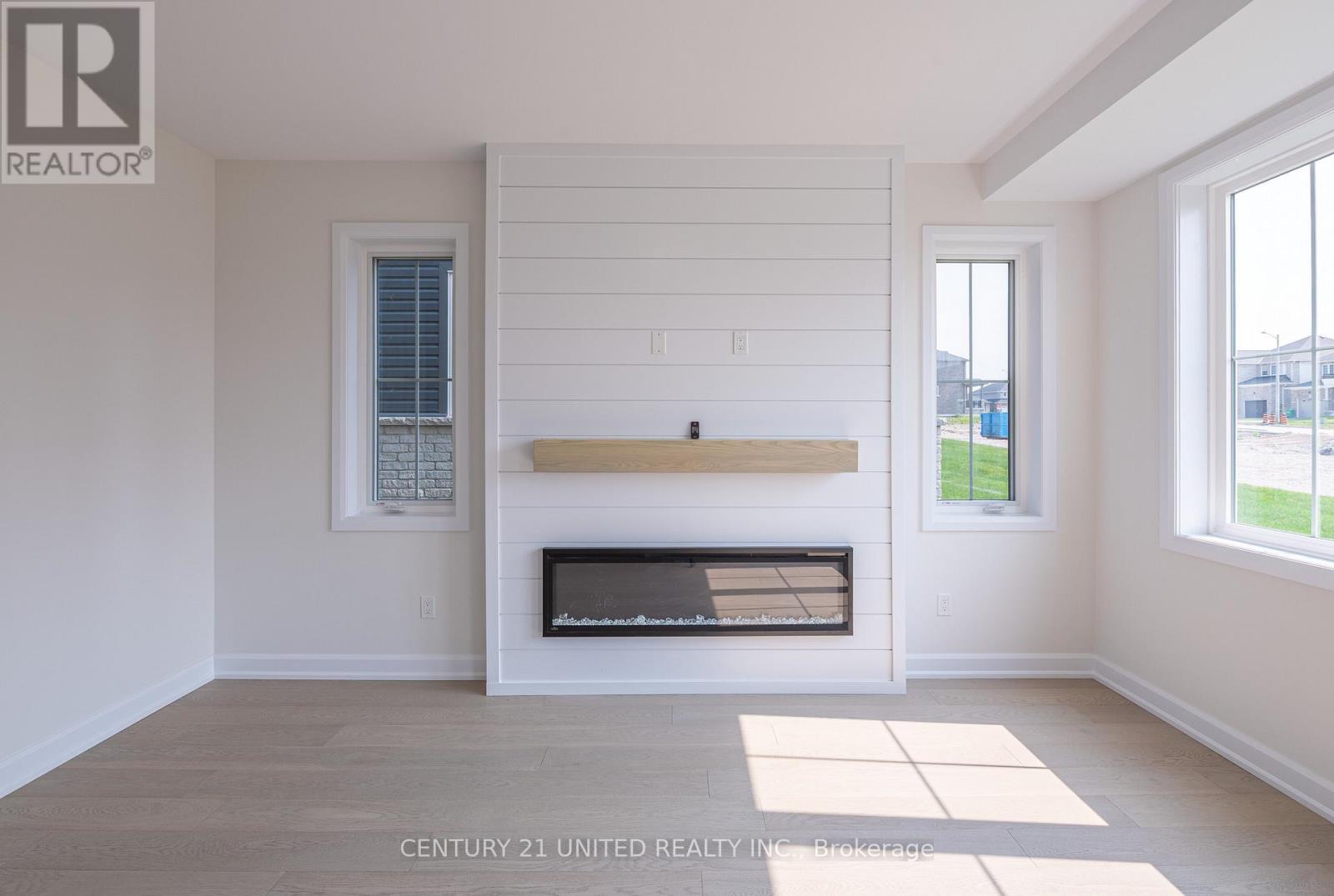 307 Mullighan Gardens, Peterborough, Ontario  K9K 0H2 - Photo 5 - X12476581