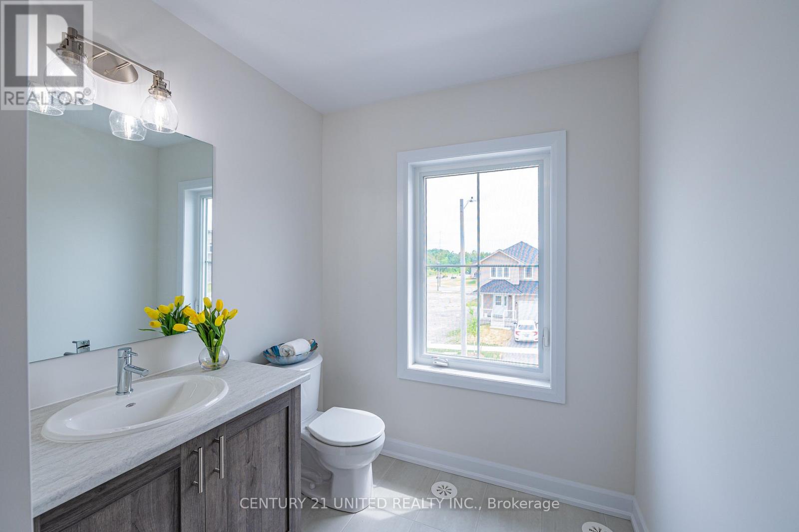 303 Mullighan Gardens, Peterborough, Ontario  K0K 0G3 - Photo 11 - X12476596