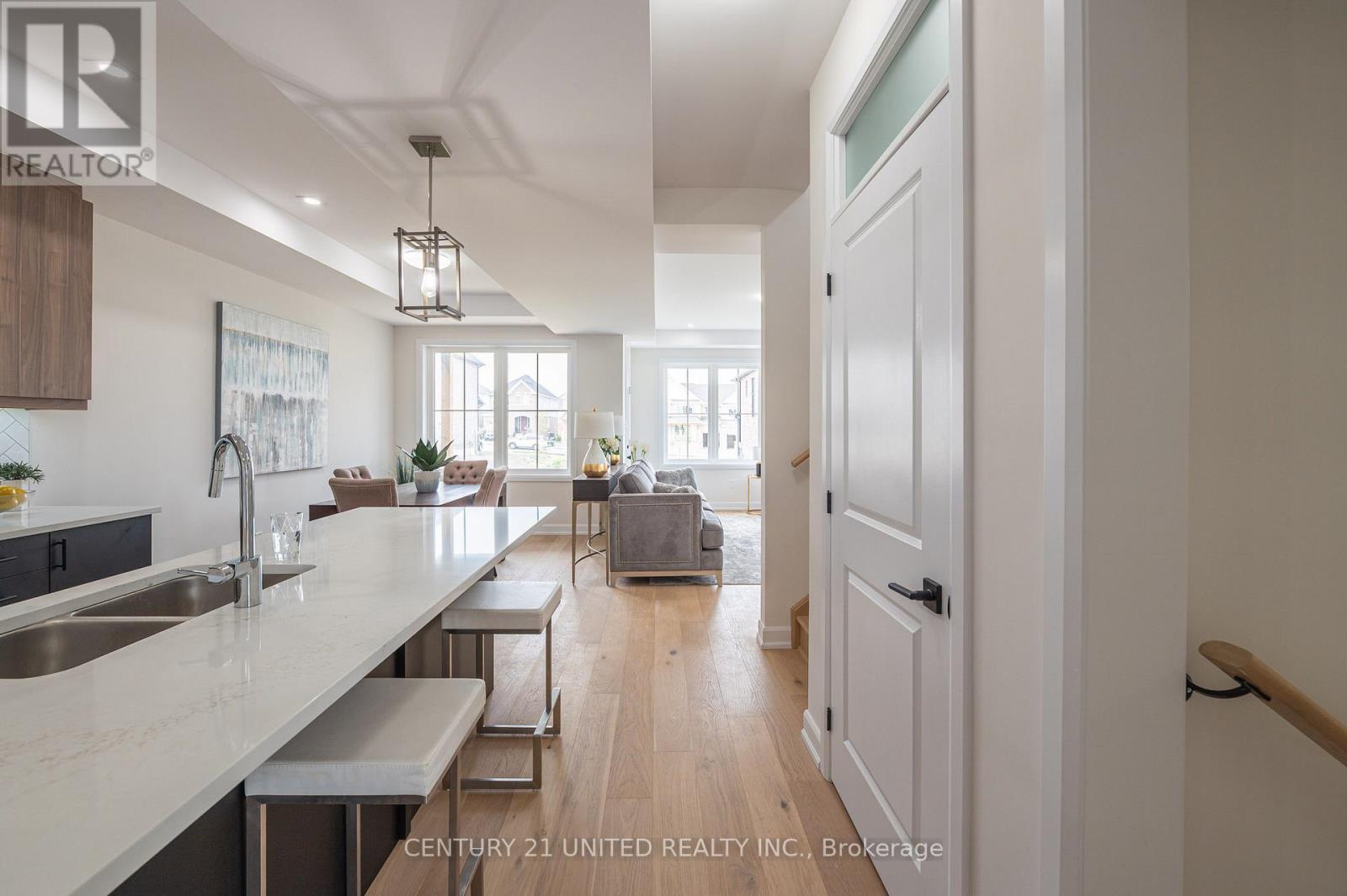 303 Mullighan Gardens, Peterborough, Ontario  K0K 0G3 - Photo 3 - X12476596