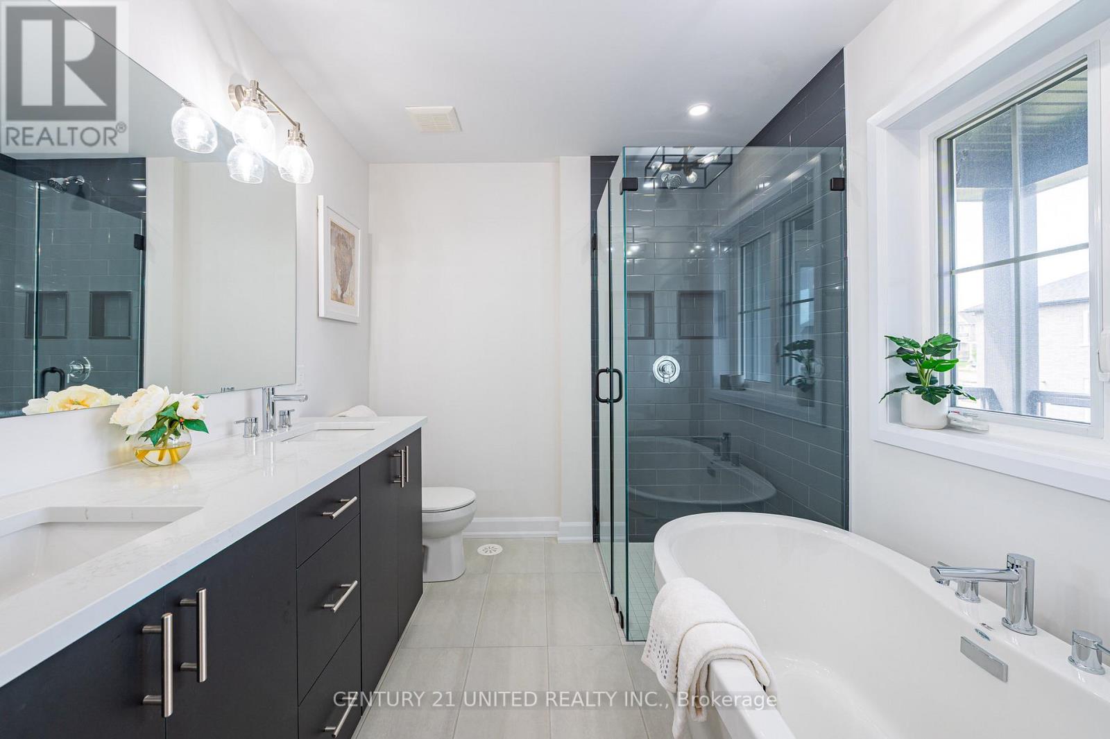 303 Mullighan Gardens, Peterborough, Ontario  K0K 0G3 - Photo 8 - X12476596