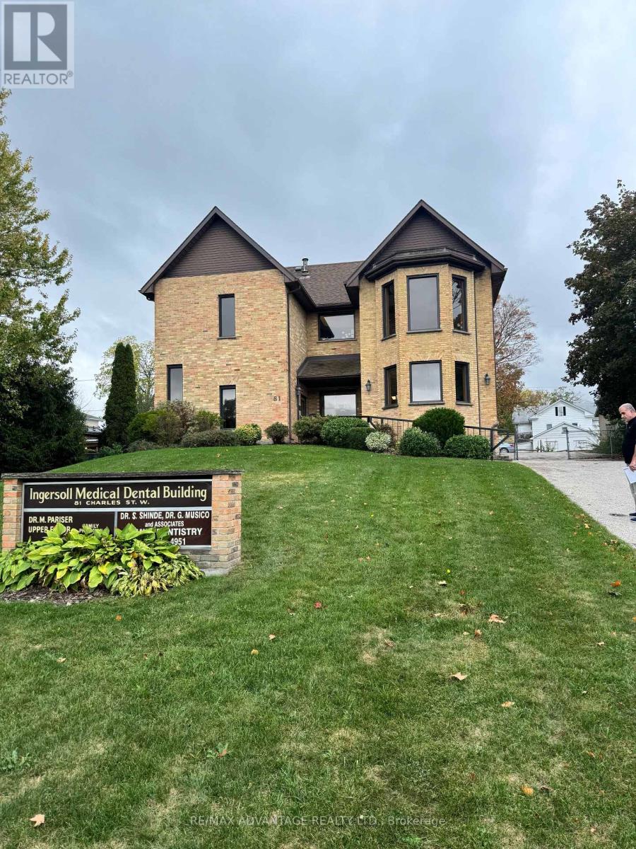 81 Charles Street W, Ingersoll, Ontario  N5C 2L7 - Photo 1 - X12476571