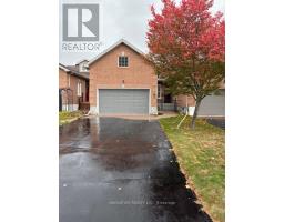 13 EILEEN CRESCENT, Ottawa, Ontario